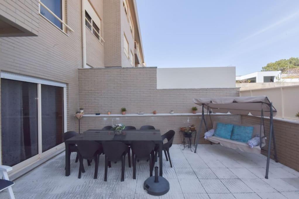 Rocha'S Apartment Remodelado! Na Praia Com Terraco Vila Nova de Gaia Dış mekan fotoğraf