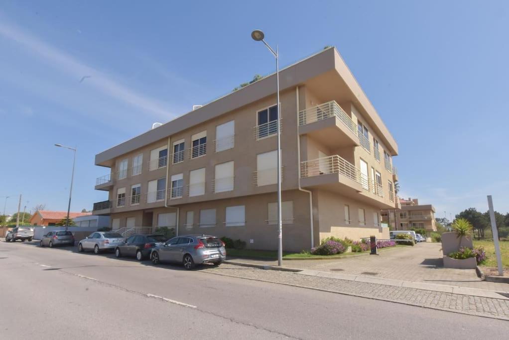 Rocha'S Apartment Remodelado! Na Praia Com Terraco Vila Nova de Gaia Dış mekan fotoğraf
